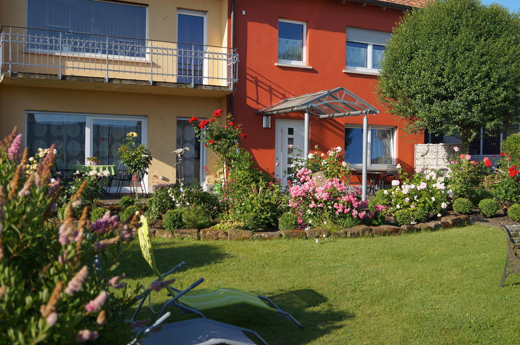 Ferienhaus Schloss-Garten Kapellen-Drusweiler Luaran gambar