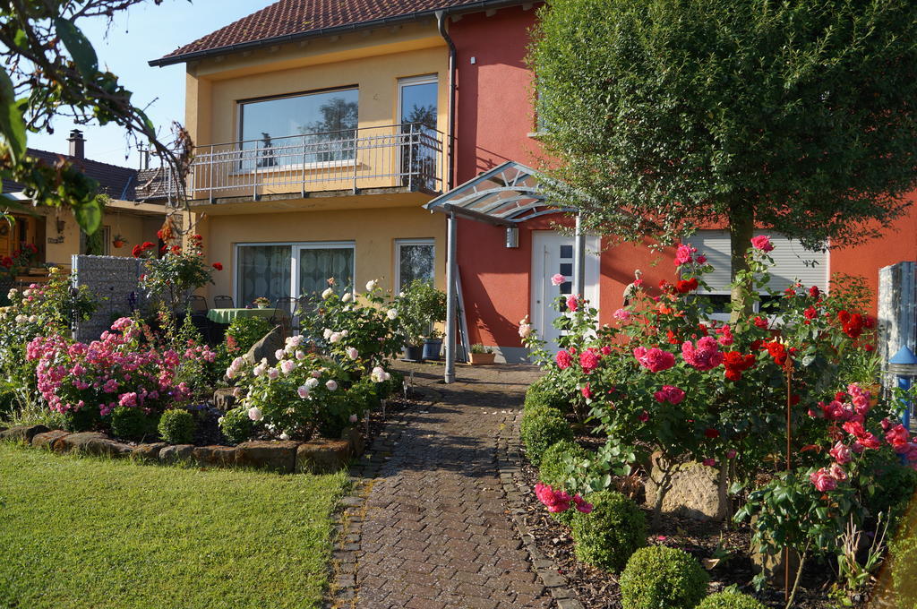 Ferienhaus Schloss-Garten Kapellen-Drusweiler Luaran gambar